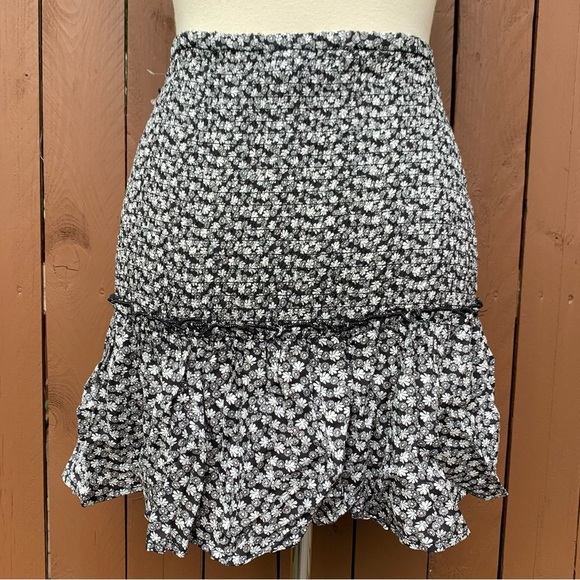 Japna | Black and White Floral Skirt NWT Size Medium - Picture 6 of 12